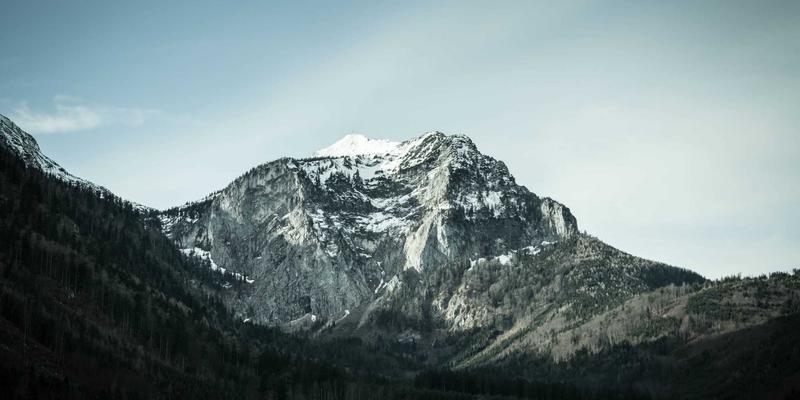 办公室久坐族必备：用HH Ice Packs冰袋缓解腰背劳损的即时方案